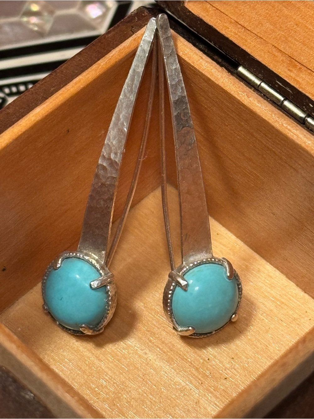 925 Sterling Silver Turqouise Cabochon Threader Earrings - Artisan A.S. (Israel)